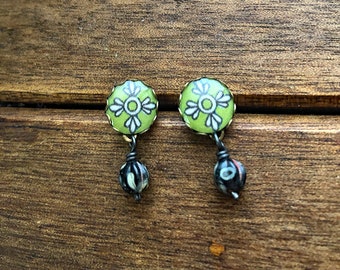 Green earrings, Mexican Jewelry, Mexican earrings, pottery earrings, Studs, Posts, bridesmaid gift, teacher gift, Green jewelry, Green studs