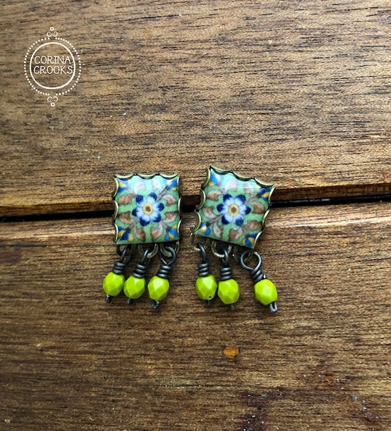 Bombay earrings, small stud earrings, Indian jewelry, floral earrings, Indian tile, post earrings, India, Bollywood earrings, Mumbai gifts