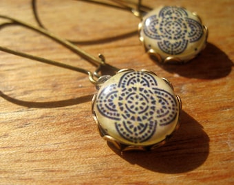 Portuguese jewelry, Iberian tiles of Portugal and Spain, Ethnic, Moorish and Berber influenced cabochon, dangle earrings, world traveler