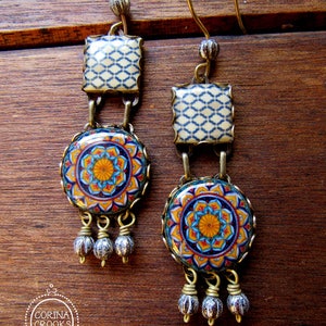ボヘミアンイヤリング、フェスティバルイヤリング、ダングルイヤリング、ステートメントイヤリング、ボヘミアンジュエリー、カラフルなイヤリング、旅行用アクセサリー、旅行用ジュエリー