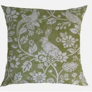 Housse de coussin vert mousse , lièvres et gibier , agréable oiseaux , coussin décoratif , coussins décoratifs , housse de coussin Royaume-Uni