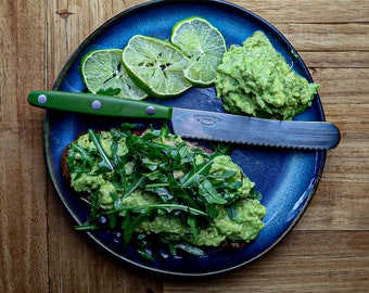 Couteau petit-déjeuner rouge, vert, jaune, noir