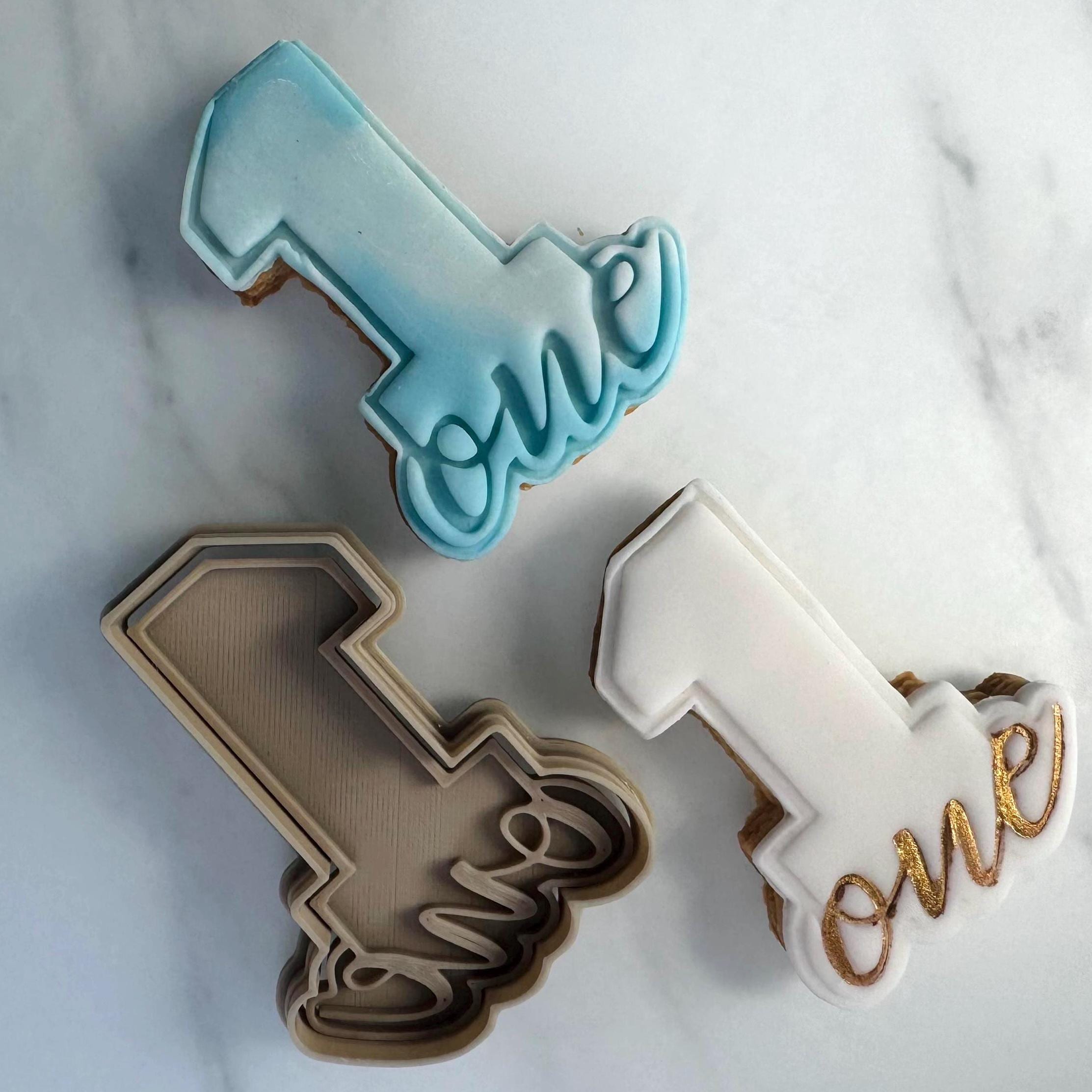 Cookie and Fondant Stamp 1st Birthday / ONE