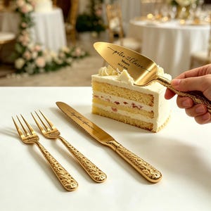 Personligt tårtkniv- och serveringsset, Anpassat serveringsset för bröllopstårtor, Genombrutet eller blommigt handtag, Graverad present bild 19