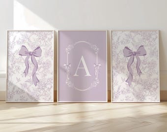 Set di stampe iniziali in tela viola, fiocco floreale, arte per cameretta dei bambini, lettera personalizzata, download digitale, monogramma cinese, stampabile, poster per camera da letto Coquette