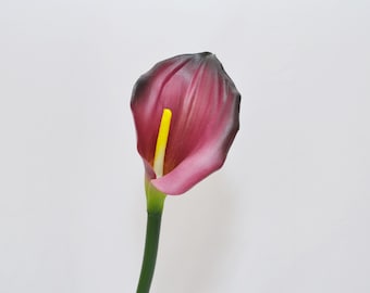 Artificial Calla Lily Stem, Burgundy Faux Flower for Wedding Bouquet, Home Floral Decor, Floral Arrangement, Realistic Single Stem Flower