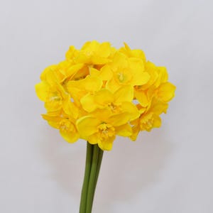 Artificial Daffodil Bouquet, Silk Narcissus Flower for Spring Wedding Centerpiece Home Floral Decor Faux Flower Arrangement, Realistic Bloom