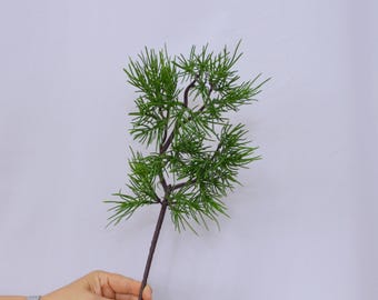 Künstlicher Kiefernnadelzweig, künstlicher Grünstamm, Innenblumengesteck, rustikale Pflanze für modernes minimalistisches Dekor, Basteln, Bonsai