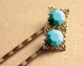 Antiqued Brass Bobby Pins with Swarovski Crystals - Vintage Turquoise