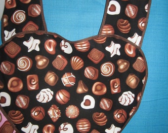 Heart on Heart Chocoholic Apron  Chocolates on Black