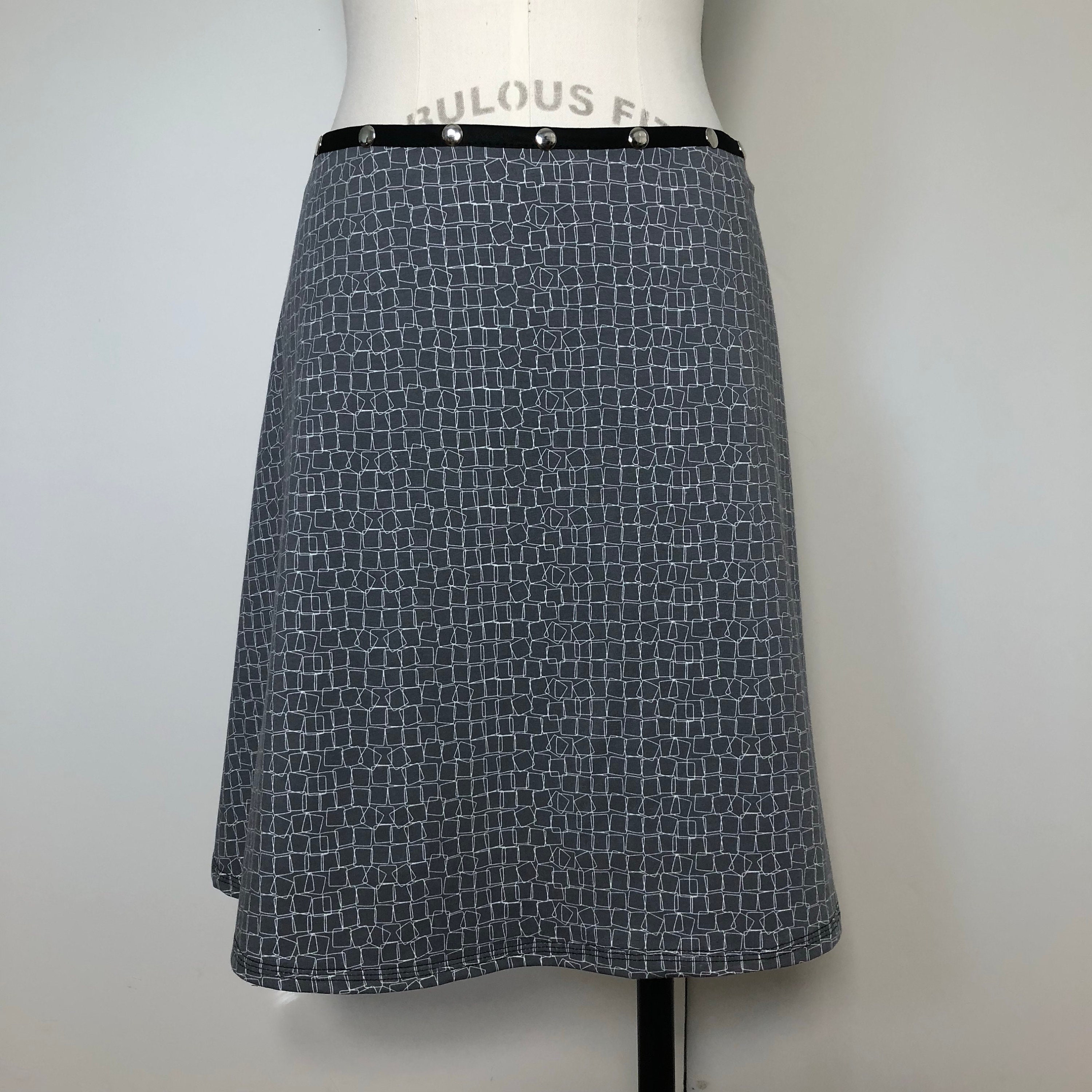 Snap Skirt, Adjustable size, gray and white skirt, Erin MacLeod,