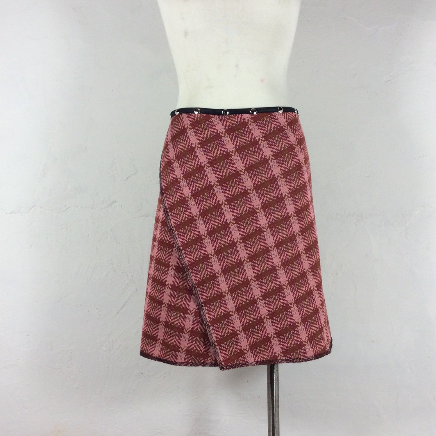 Erin MacLeod Snap Around Skirt. Classic True Vintage