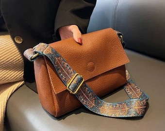 Vintage Leather Tote Crossbody Bag for Women l Simple Shoulder Side Hand Bag & Purse