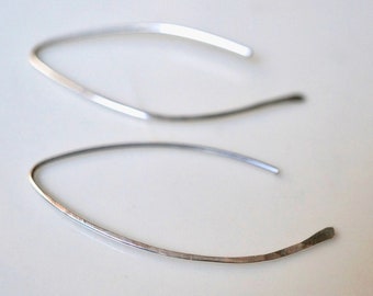 Open Almond Middle Long Almond Point Earring