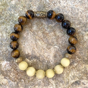 Bee Bracelet | Bumble Bee on Sunflower | Bee Lover Gift | Gardener Bracelet | Save the Bees | Handmade Jewelry  | Sunflower Bracelet