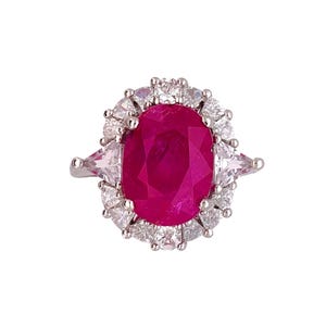 5,46 ct ouppvärmd burma rubinring, platinaguld diamanthalo, storlek 14