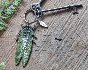 cicada keychain | insect keychain | bug keychain | cicada gift | insect gift | bug gift | cicada | metal keychain cicada | metal bug