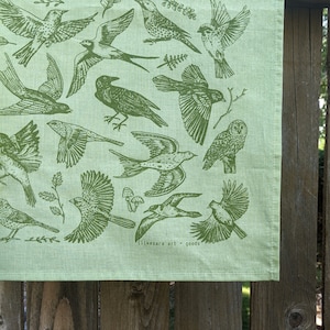 bandana | bandana oiseau | bandana des bois | bandana vert | écharpe | couvre-visage | bandana animal | bandana forêt | écharpe oiseau