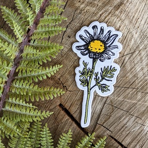 daisy patch | flower patch | daisy accessory | iron on daisy patch | embroidered daisy | iron on flower patch