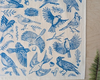 Strofinaccio da cucina con uccellini blu / Strofinaccio da cucina in cotone stile sacco di farina serigrafato a mano