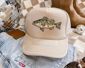 Vintage-Inspired Fish Trucker Hat: Western Outdoor Style