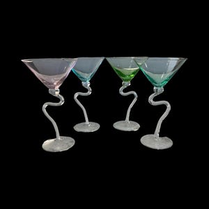 Set mit 4 Vintage Twisted Stem Martini-Gläsern Mehrfarbig 8 Unze 8,25 &quot;Hoch