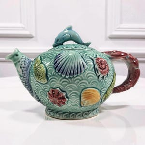 Takahashi San Francisco Teapot - Etsy