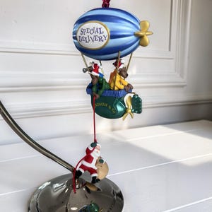 Hallmark Keepsake Ornament Kris and the Kringles 2005 Pull String Magic Movement - Hot Air Balloon