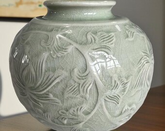 Antique Signed & # Chinese Celadon Porcelain Vase Lotus and Leaf Motif Design 5"
