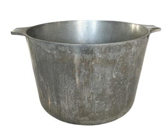 Vintage Magnalite 12 Quart Round Dutch Oven Stock Pot -NO Lid -Made in USA -RARE