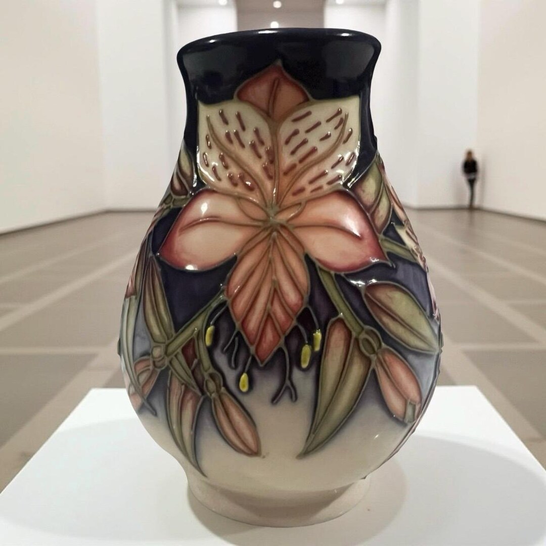 MOORCROFT フラワーベース 2003年 限定223/250 MOORCROFT Peruvian Lily 2003 Vase 4