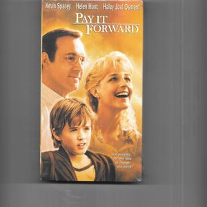 Pay It Forward VHS Warner Bros. 2001 Factory Sealed w/Watermark
