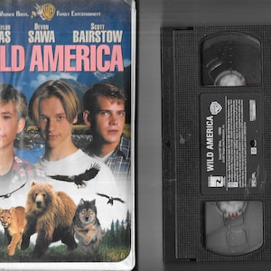 Wild America VHS Warner Bros. 1997 w/Clam Case Non Rental Tape Plays Great
