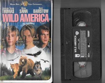 Wild America VHS Warner Bros. 1997 w/Clam Case Non Rental Tape Plays Great