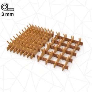 Puede incluir: Dos organizadores de almacenamiento de madera con un patrón de cuadrícula. El organizador de la izquierda tiene un patrón triangular y el organizador de la derecha tiene un patrón cuadrado.