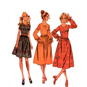 Pode incluir: Ilustração de três vestidos vintage. O primeiro é um vestido xadrez preto e branco com um detalhe vermelho. O segundo é um vestido laranja com mangas compridas e bolsos. O terceiro é um vestido vermelho com um padrão floral.