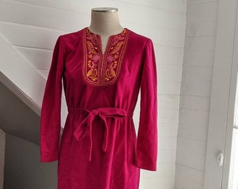 Vintage 1960s Fleece Boho Dress | Winter Fuchsia Pink Dress Embroidered Gold Birds | Women's Size 2 XS Petite