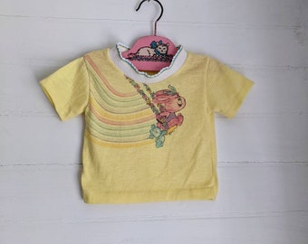 Vintage 70s Yellow Baby Girl T-Shirt | Bunny and Rainbow | Short Sleeve Single Stitch | Size 6 - 9 months