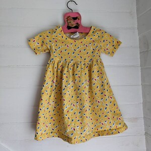 Vintage 90s Yellow Girls Dress Flower Floral Short Sleeve Summer Flap Happy Size 18 24 Months image 6