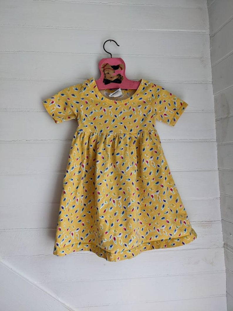Vintage 90s Yellow Girls Dress Flower Floral Short Sleeve Summer Flap Happy Size 18 24 Months image 6