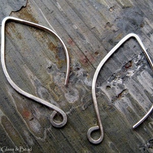 Handwerklich gefertigte Ohrhaken-Brisuren. Sterling Silber oder 14k Gold gefüllt 4 Paar Ohrringe. Hochwertige Schmuckteile, Ohrdrähte oder Haken. Bild 4