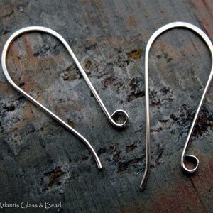 Handwerklich gefertigte Ohrhaken-Brisuren. Sterling Silber oder 14k Gold gefüllt 4 Paar Ohrringe. Hochwertige Schmuckteile, Ohrdrähte oder Haken. Bild 5