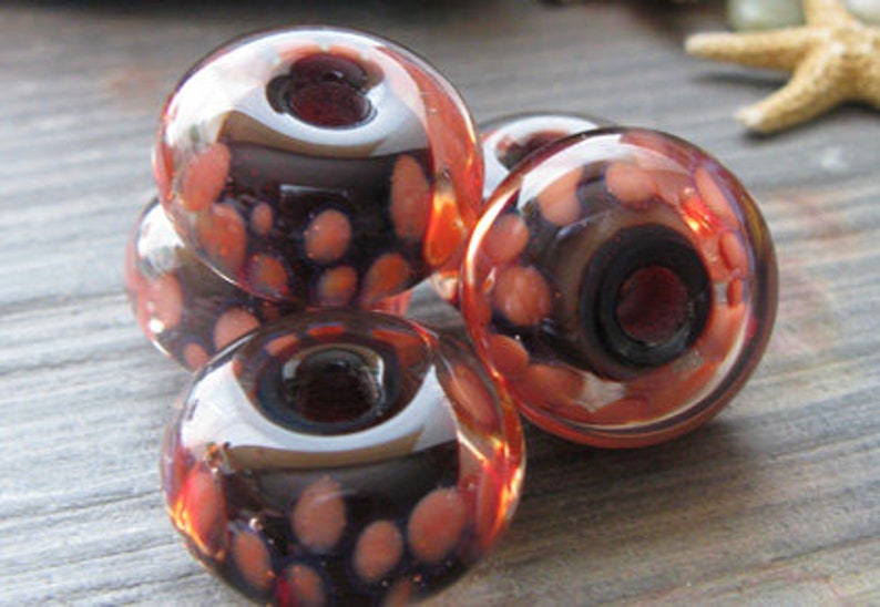 Eyes in the Dark... AGB boro glass lampwork beads