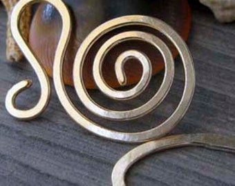 Spiral hook clasp handmade in sterling silver or 14k gold filled. Unique handmade jewelry findings. Salutation.