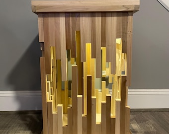 Plano de mesa auxiliar moderna de carpintería con iluminación LED (descarga digital)