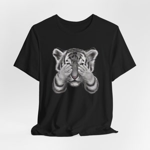 Camiseta de cachorro de tigre Peekaboo - Arte animal adorable - Camiseta de cachorro de tigre Peekaboo - Arte animal adorable - Camiseta con diseño de cachorro de tigre adorable