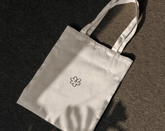Minimalist Daisy Cotton Canvas Tote Bag - Eco-Friendly Handbag