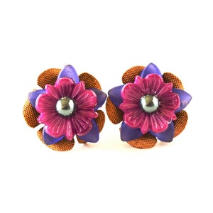 Purple Floral Vintage Lucite, Brass Gold Studs