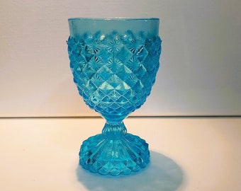 PORTIEUX  - ancien verre de communion ou de mariage - verre bleu turquoise - moulé pressé - vintage - Portieux ou Vallerysthal