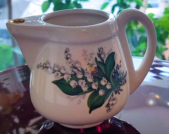 Pot à lait MUGUET - Faïence ancienne - Décoration florale - avec dorure - Vase - Vintage - 1970 ?